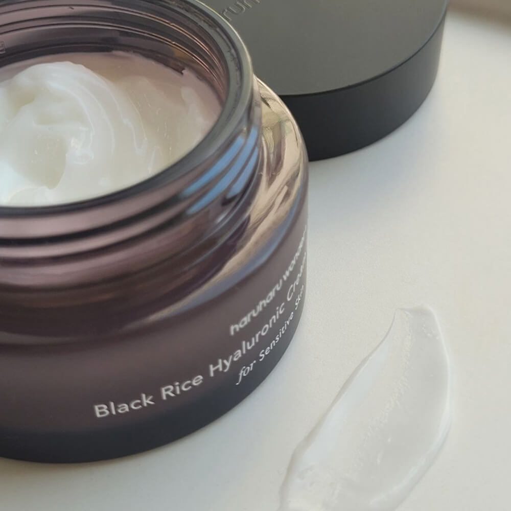 Крем с чёрным рисом для чувствительной кожиHaruharu Wonder Black Rice Hyaluronic Cream Unscented